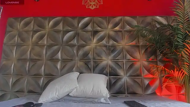 AmberJoyMilf's cam snapshot