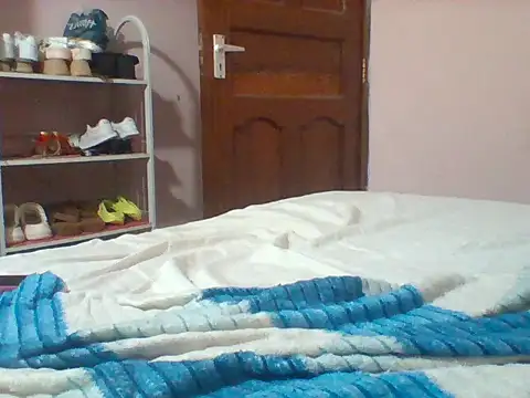 Hotty_254's cam snapshot