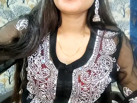 Aarvi_Arora's cam snapshot