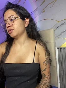 Rosita_forever_'s cam snapshot