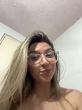 Isabella_Varella's cam snapshot