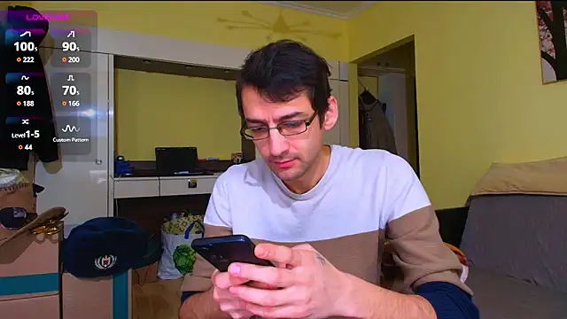 HungEddy live sex cam