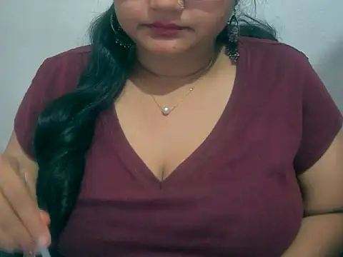 Saniya_K's cam snapshot