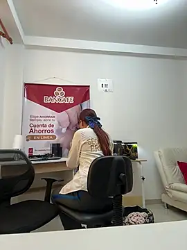 Emily-7_'s cam snapshot