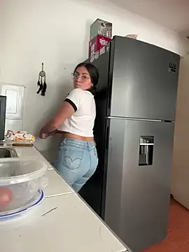 Alyha_Cortes's cam snapshot