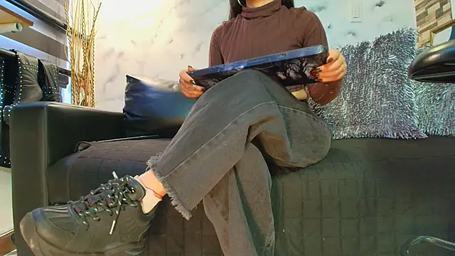 Sophie_LittleS's cam snapshot