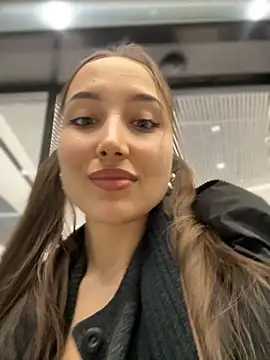 ICrazyOneIRL live sex cam