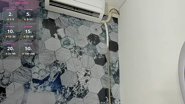 AmberRoses_'s cam snapshot