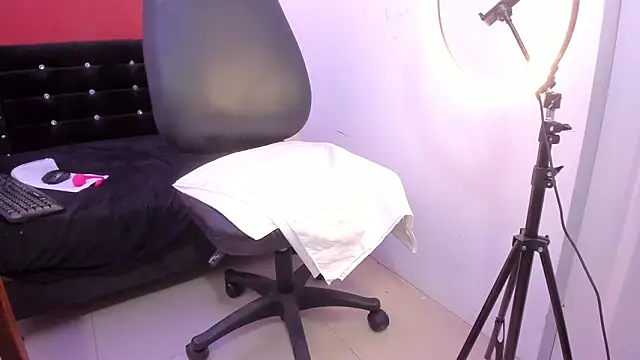 canelaa___'s cam snapshot