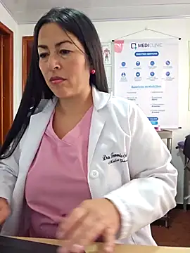 JustSamantha_'s cam snapshot