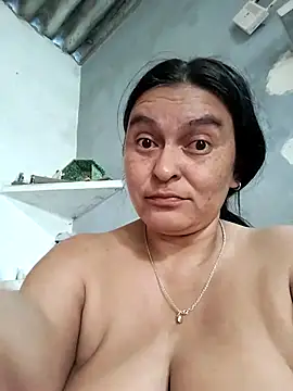 Horny-Mommy-Dirty live sex cam