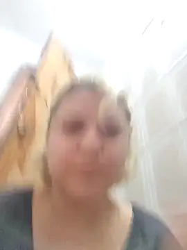 SofKush's cam snapshot