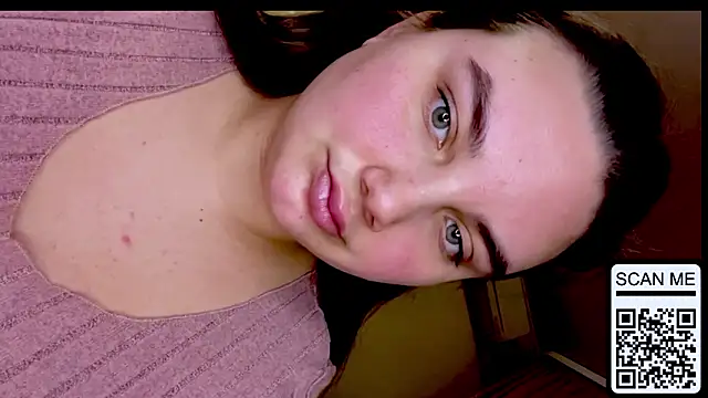 Dreamyblushfairy's cam snapshot