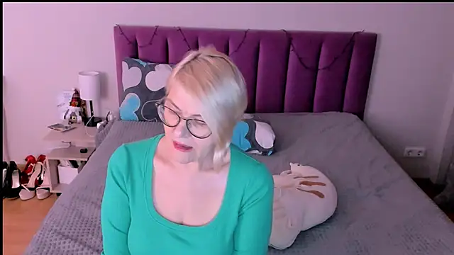 sabrinamacmarren's cam snapshot