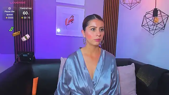 Nahiajhonson_'s cam snapshot