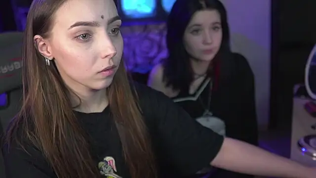 Absent_Fairy's cam snapshot