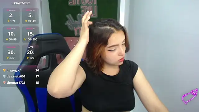 mia_foster_t's cam snapshot