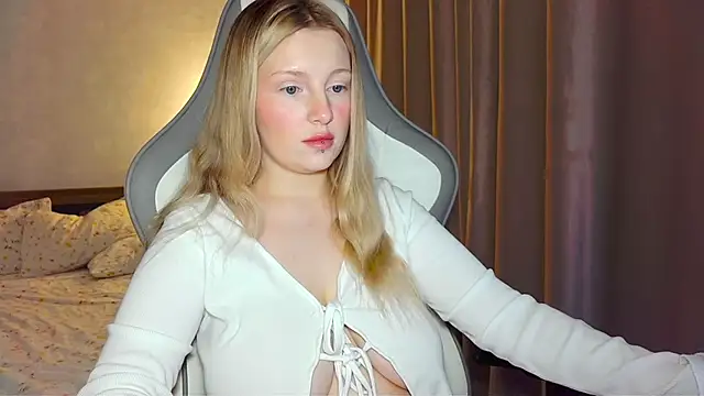 x_ivy_x's cam snapshot