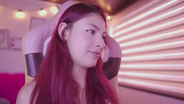 Rebecah_1's cam snapshot