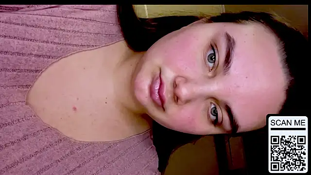 Dreamyblushfairy's cam snapshot