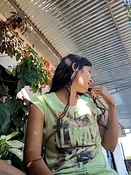 Soymaia's cam snapshot