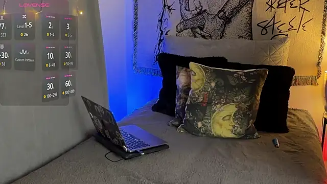 inked-vvitch's cam snapshot