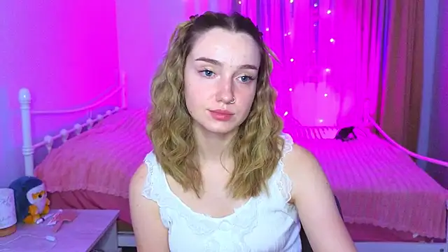 Wild_Sophie_'s cam snapshot