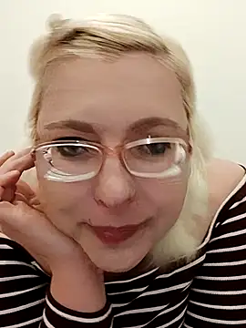 VikaKing's cam snapshot