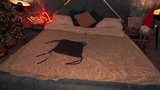 AmiraGoldd's cam snapshot