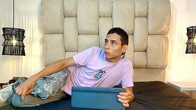 Zoelucas's cam snapshot