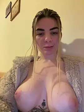 Gretadoll's cam snapshot