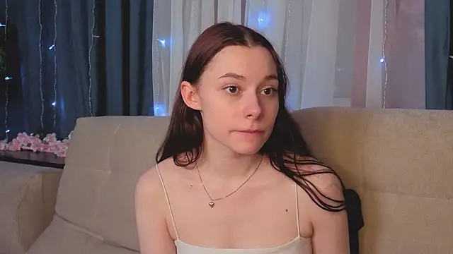 CoraleeVannatten's cam snapshot