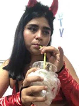 Nara_Bloom's cam snapshot