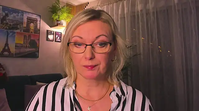 vanessa_chat's cam snapshot