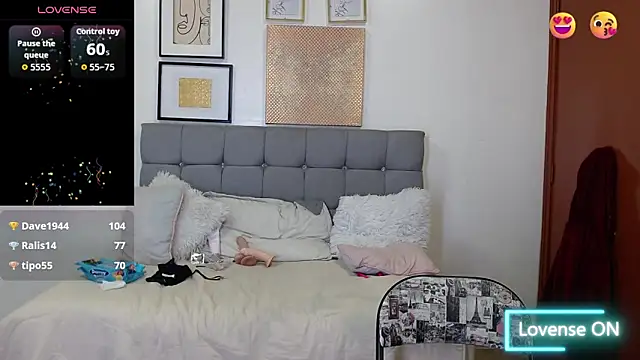 _naomi_s's cam snapshot