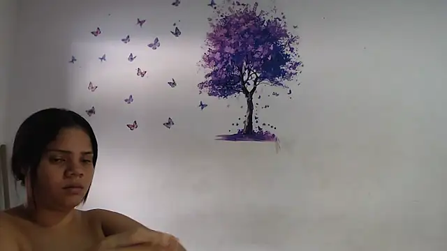 princesaslatinas's cam snapshot