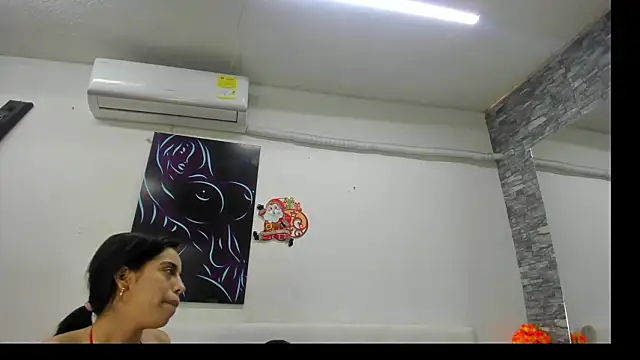 lucy_78_sweet live sex cam