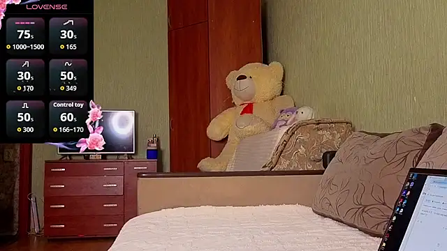 Dark_Diamond8's cam snapshot