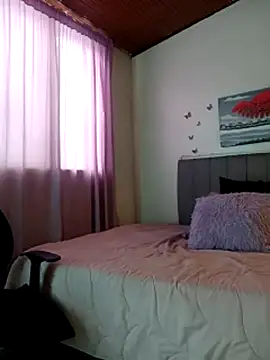 Antonella__b's cam snapshot