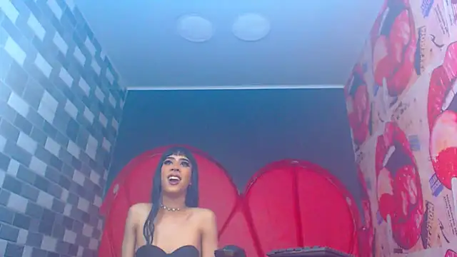 julessxcharlotte live sex cam