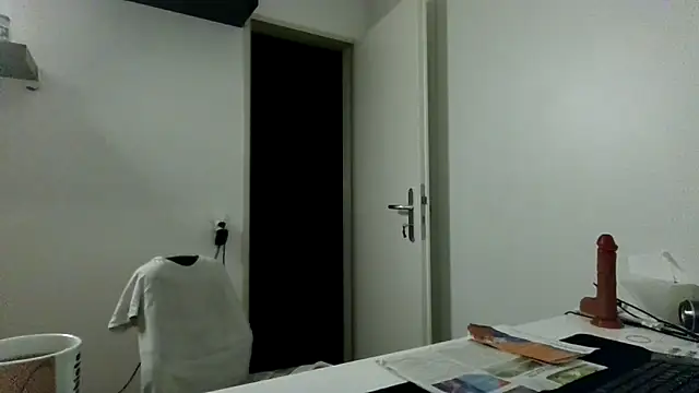 alpha-hunk's cam snapshot