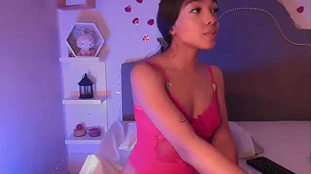 pocahontamoon's cam snapshot