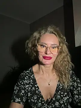 Tania201243's cam snapshot