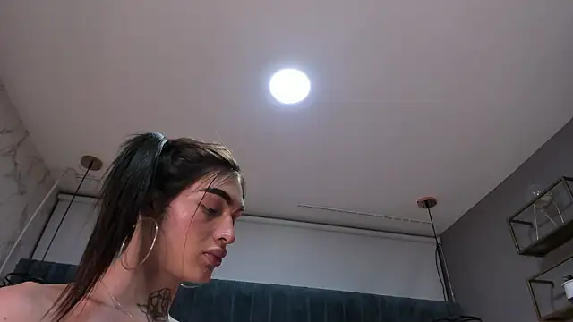 lizz_lunna live sex cam