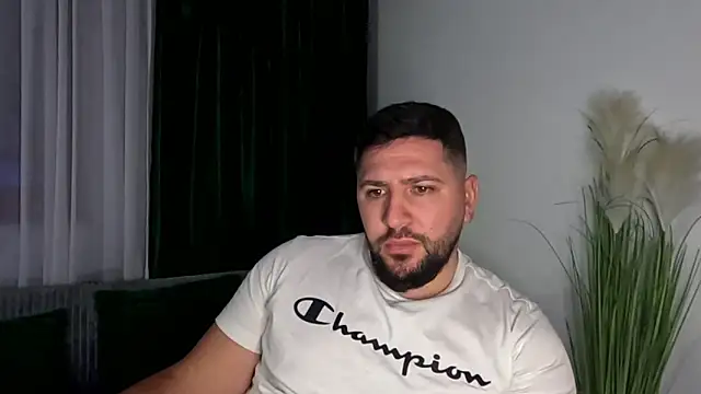 Gold_Alpha_Boy live sex cam