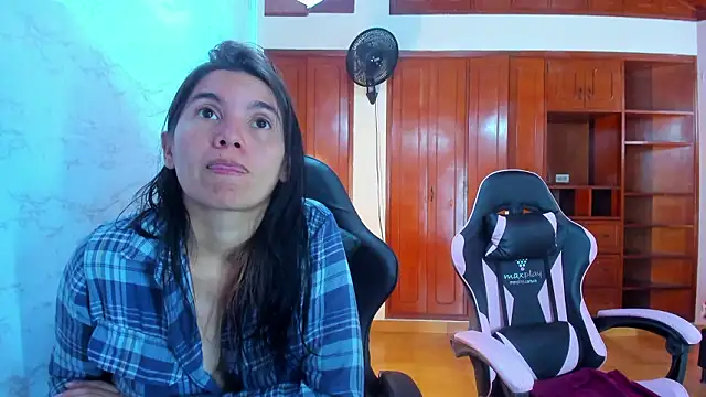 Sofy_and_Mia's cam snapshot