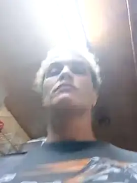 sarahkat86's cam snapshot