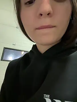 OutsiderMuse live sex cam