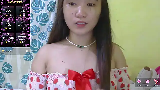 HornyAsian4uxx's cam snapshot