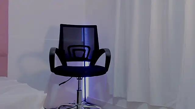 Lakshmi09's cam snapshot